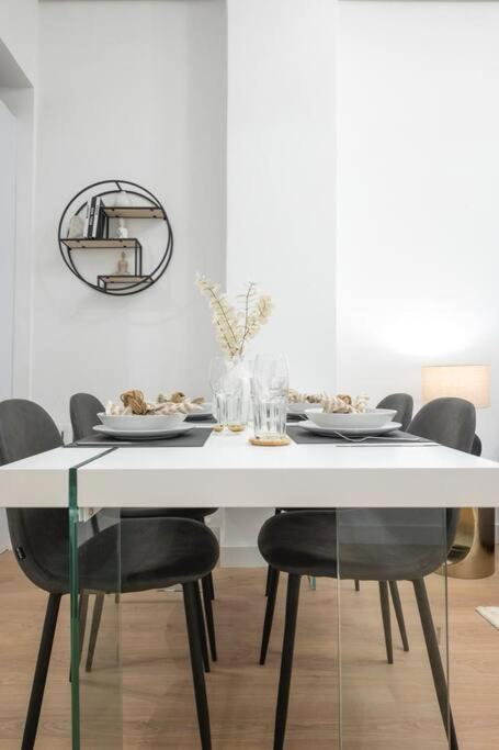 Apartamento De Lujo En Gran Via Apartment มาดริด ภายนอก รูปภาพ